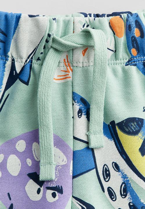 H&M - Printed sweatshorts - green