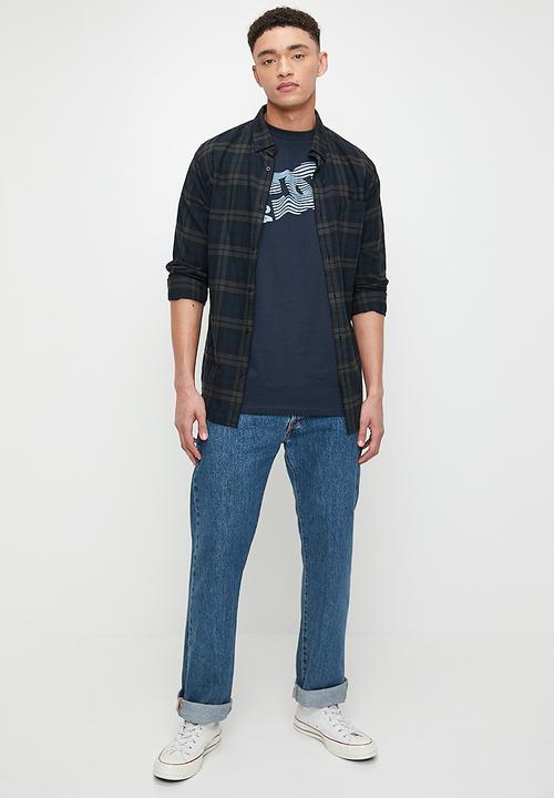 DC - 94 Flag ss tee - navy blazer