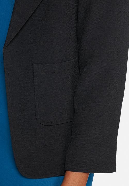 Lola May - Split back blazer