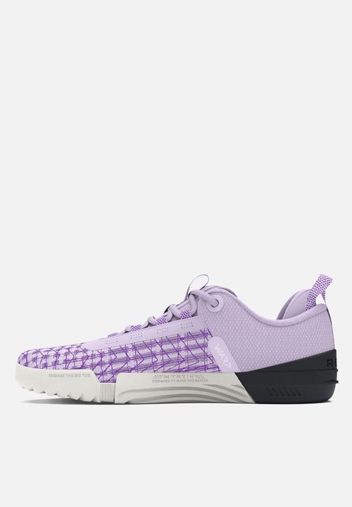 Under Armour - W TriBase Reign 6