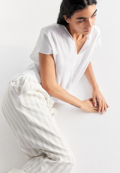 H&M - Cap-sleeved blouse - white