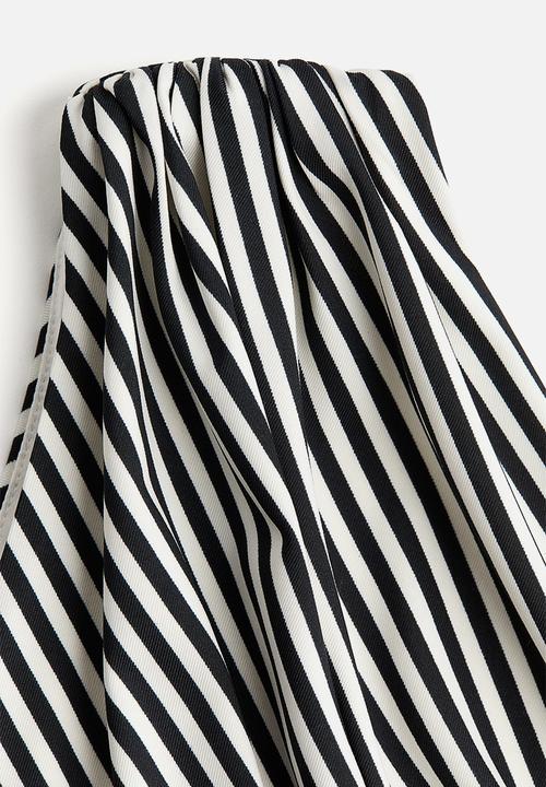 H&M - Cropped one-shoulder top - white & black striped