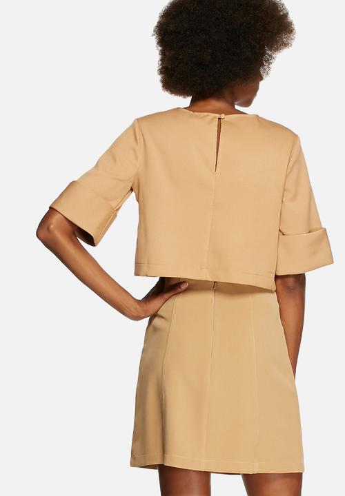 The Fifth - Front row top