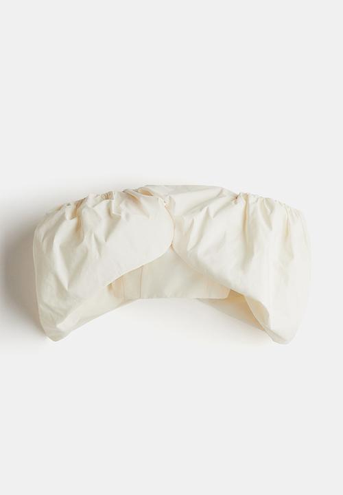 H&M - H&M Studio:Bubble-hem off-the-shoulder top - cream