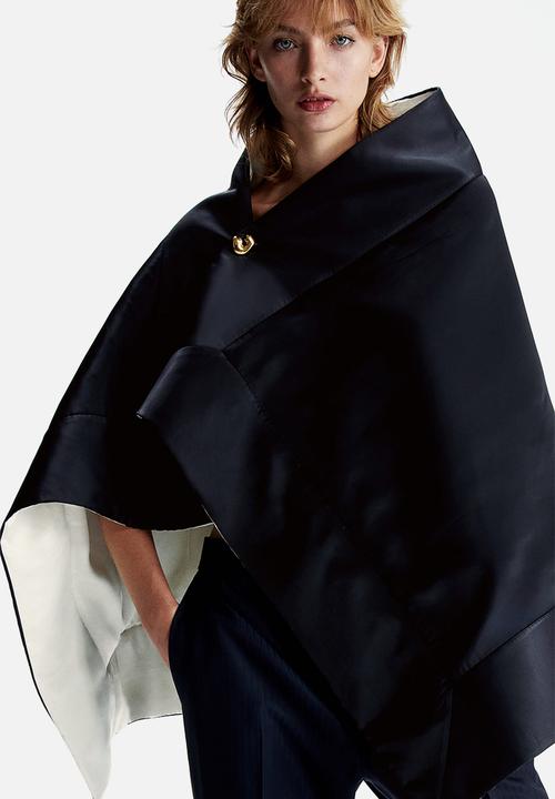 H&M - H&M Studio:Statement-button reversible cape - black cream 