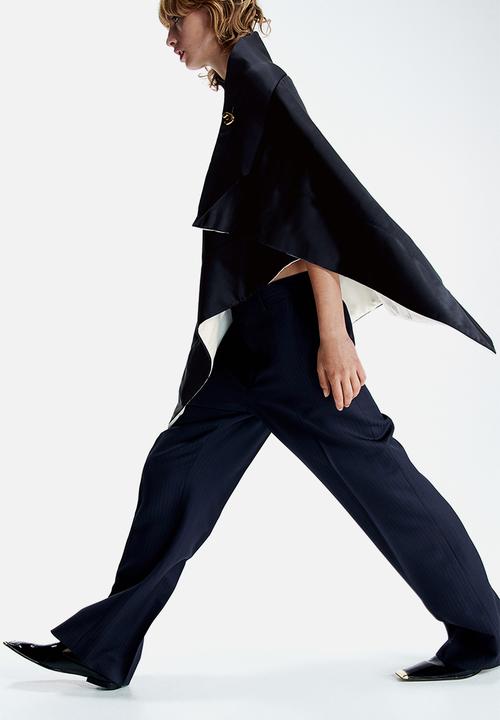 H&M - H&M Studio:Statement-button reversible cape - black cream 