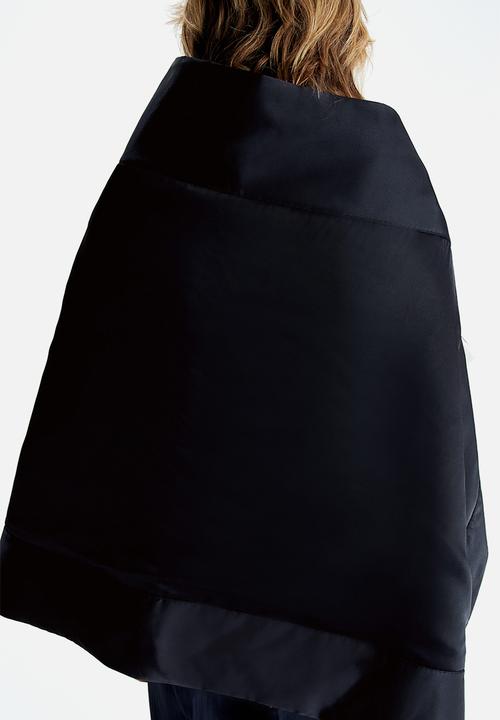 H&M - H&M Studio:Statement-button reversible cape - black cream 