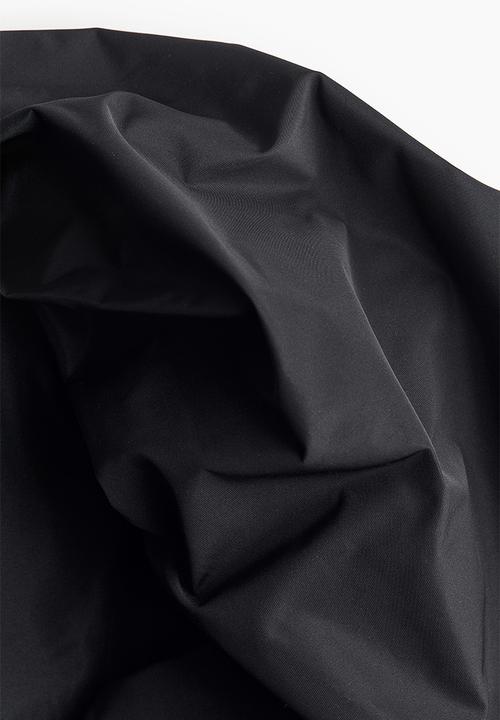 H&M - H&M Studio: Bubble-hem off-the-shoulder top - black
