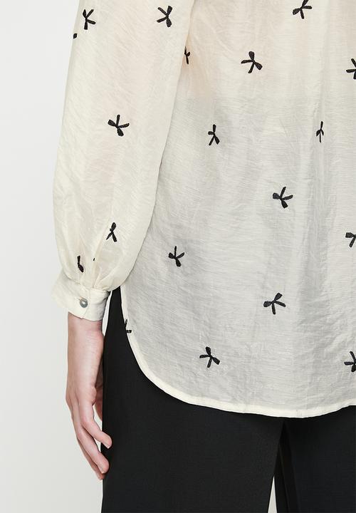 Me&B - The Bellow Sleeve Shirt In Black Bow - Blackbow