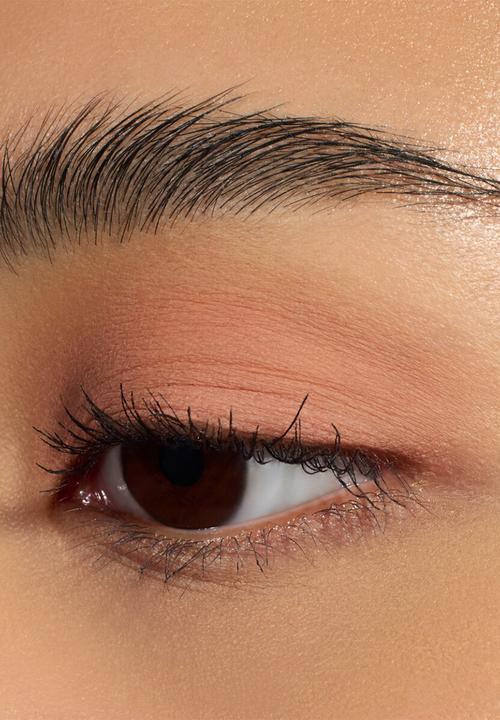 essence - Matte Liquid Eyeshadow 01 - Bare Bliss