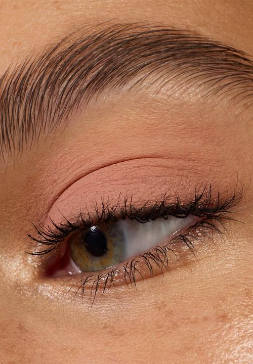 essence - Matte Liquid Eyeshadow 01 - Bare Bliss
