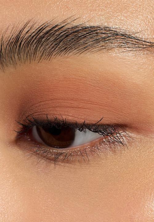 essence - Matte Liquid Eyeshadow 02 - Cocoa Crush