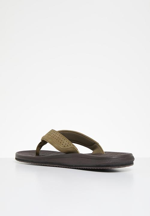 Hush Puppies - Strut - tan