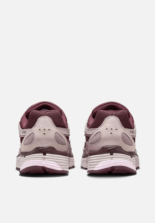 Nike - Wmns nike p-6000