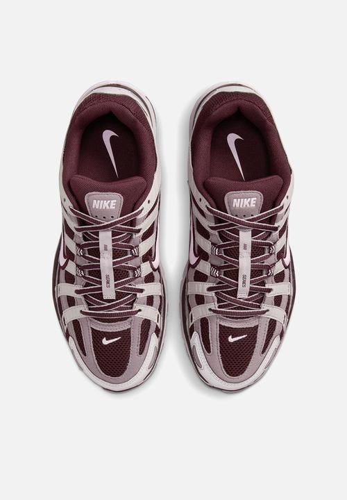 Nike - Wmns nike p-6000