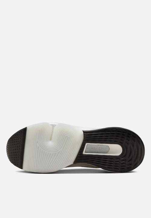 Nike - Nike Versair PRM
