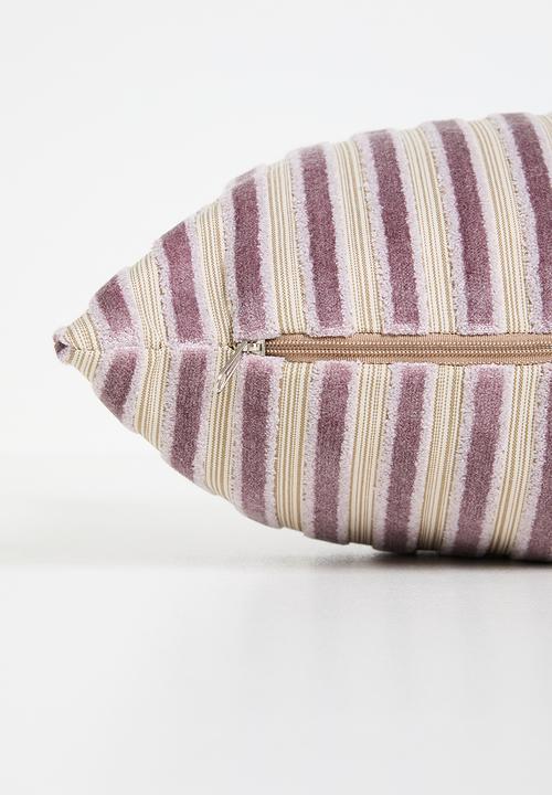 Sixth Floor - Sabi velvet cushion - Pink