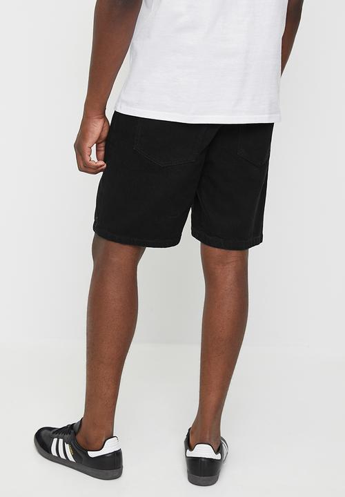 boohooMAN - Slim rigid denim shorts in black - true black