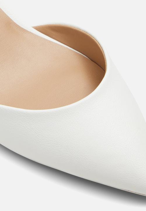 Call It Spring - Breena Slingback Block Heel - White