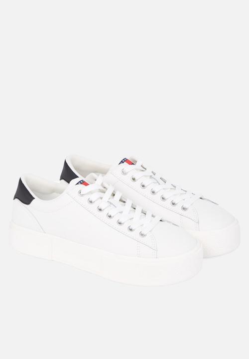 Tommy Hilfiger - Foxing flatform leather sneaker - ecru/black
