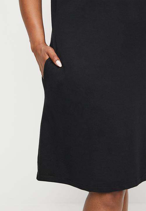 POLO - Plus Wmn Leigh Short Sleeve Golfer Dress - Black