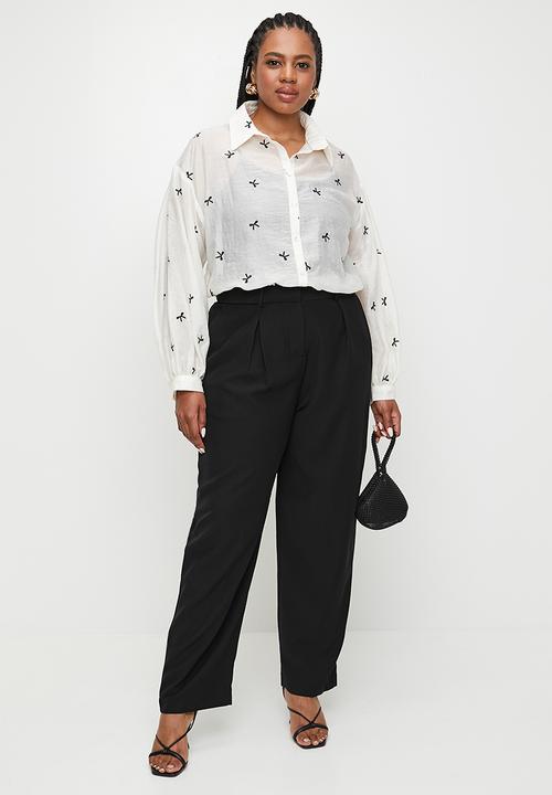 Me&B - Plus Tailored Carrot Leg Pants In Black - Black