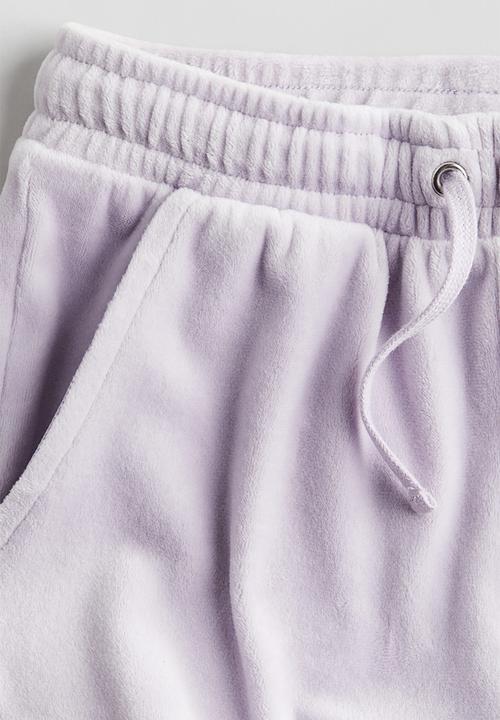 H&M - Velour pull-on shorts - purple
