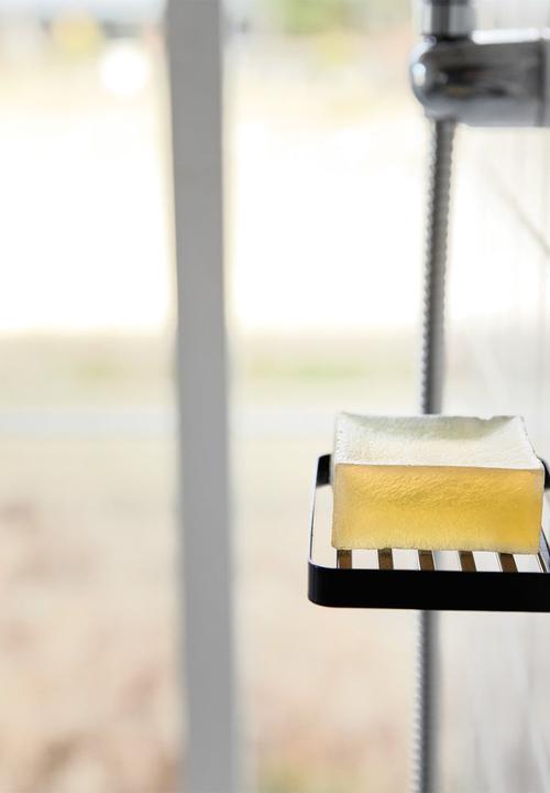 Yamazaki - TOWER FILM HOOK SOAP TRAY - BK