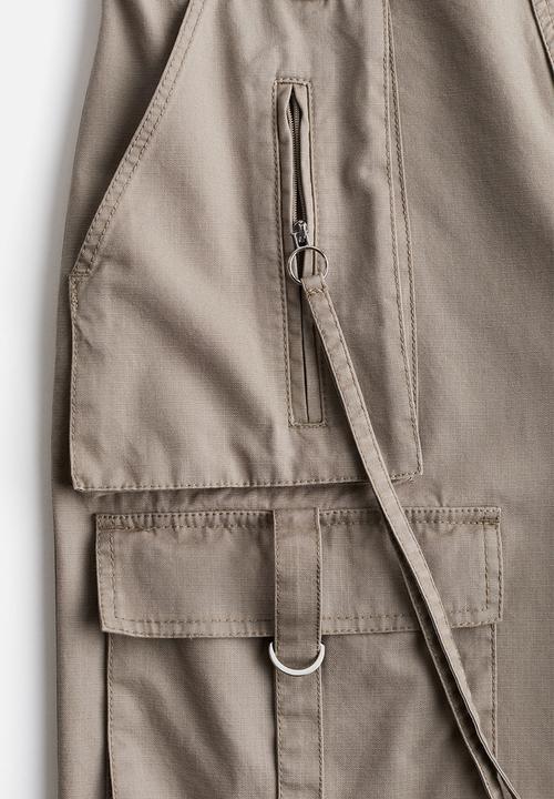 H&M - Cotton cargo shorts - greige