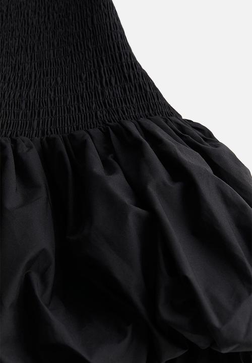 H&M - Smocked off-the-shoulder dress - black
