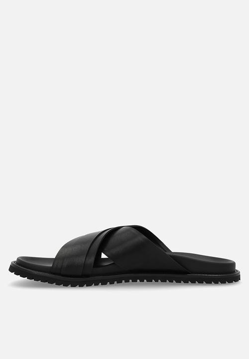 POLO - Cross over polo pinpunch leather sandal - black