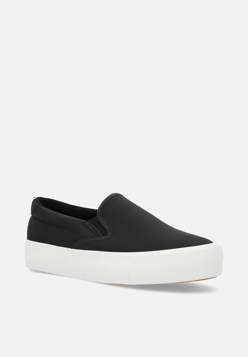 Madison® - Taylin slip-on sneaker - black & white