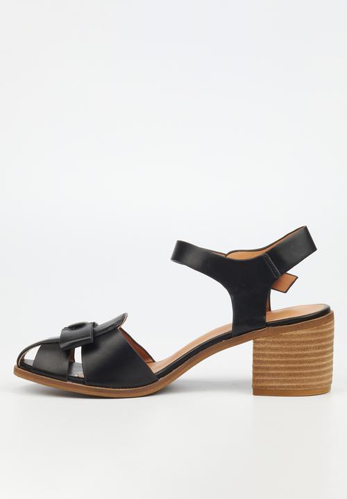 Miss Black - Seranno 5 block heel - black