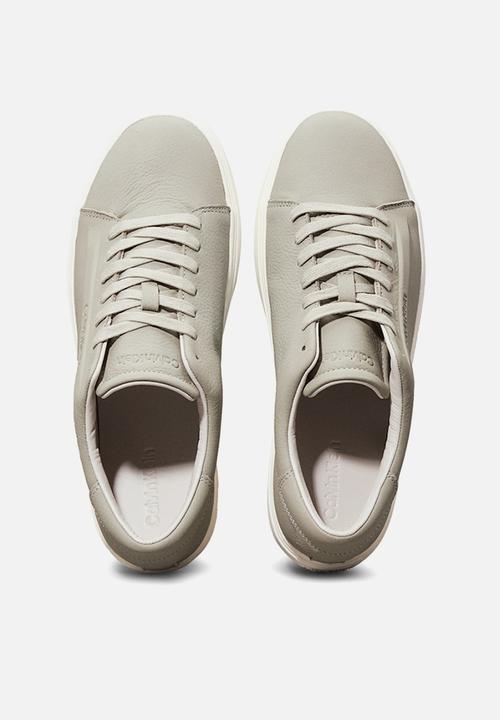 Calvin Klein - Low Top Lace Up Lth