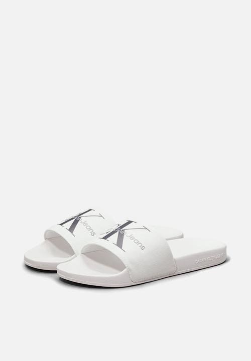 Calvin Klein - Slide Monogram Co