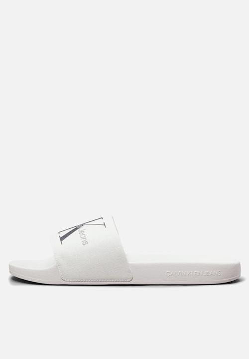 Calvin Klein - Slide Monogram Co