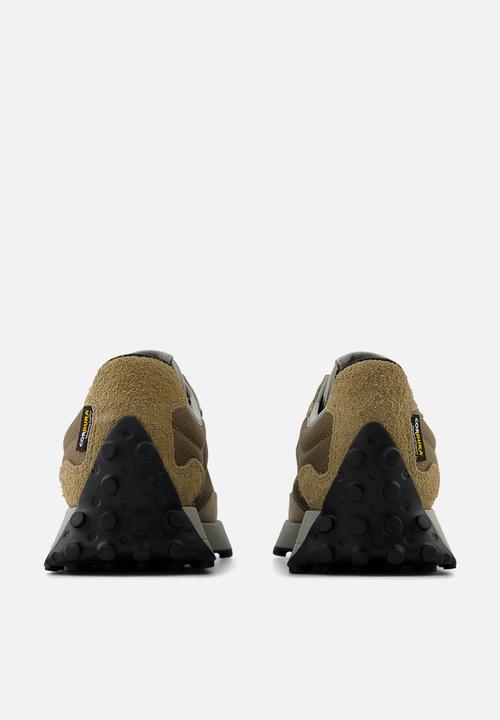 New Balance  - 327 V1