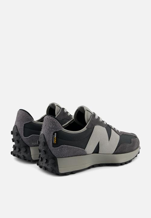 New Balance  - 327 V1