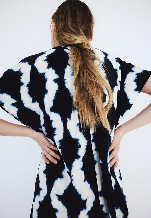 H&M - Tie-detail dress - navy blue patterned 