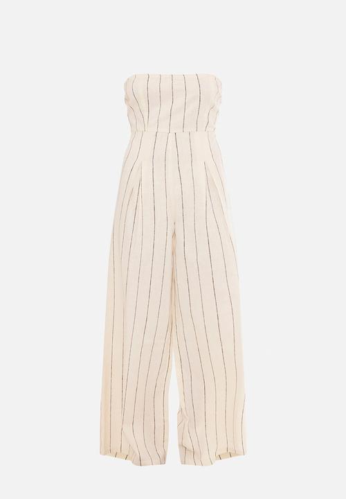 PrettyLittleThing - Stripe Bandeau Pocket Detail Jumpsuit - Stone