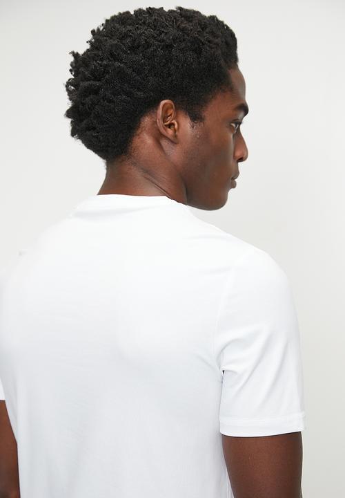 GUESS - Short sleeve cn small triangle logo tee - pure white