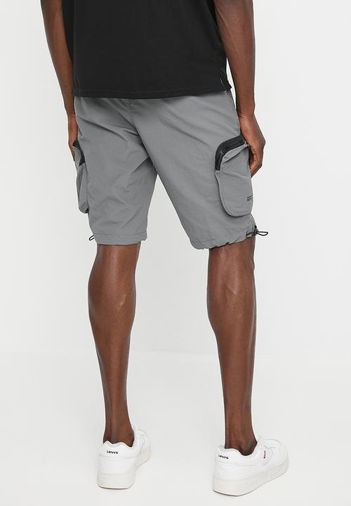 SOVIET - Baraka Cargo Pocket Short - Anthracite