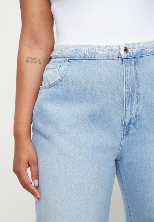 Cotton On - Plus Super Baggy Jean - Cloud Blue/Lace