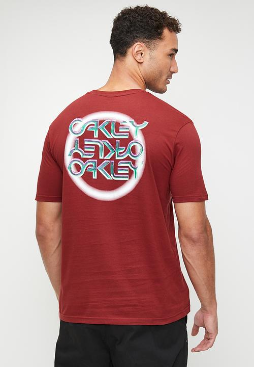 Oakley - Mtl ringed b1b tee - iron red