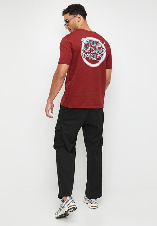 Oakley - Mtl ringed b1b tee - iron red