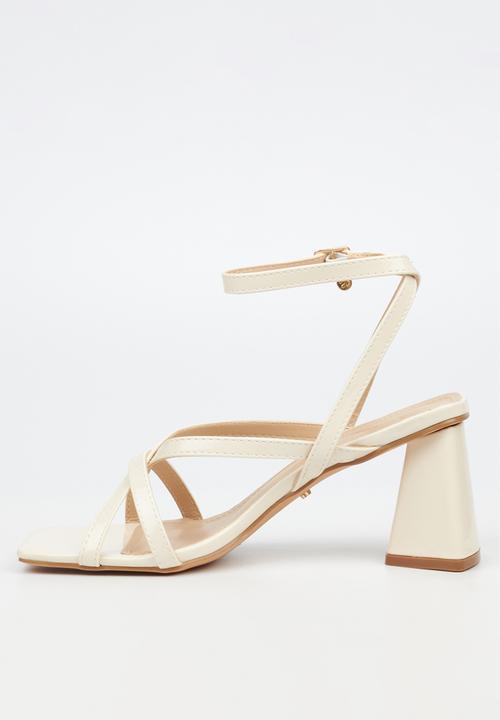 Miss Black - Kleo 1 block heel - beige
