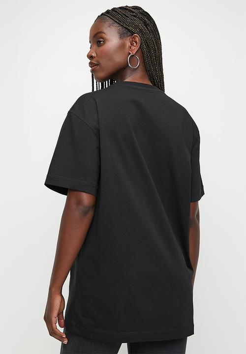 GUESS - Short sleeve crew neck triangle tee - black