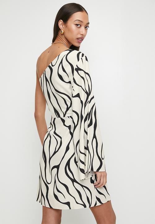 Superbalist - Statement sleeve mini shift dress - ecru organic leaf