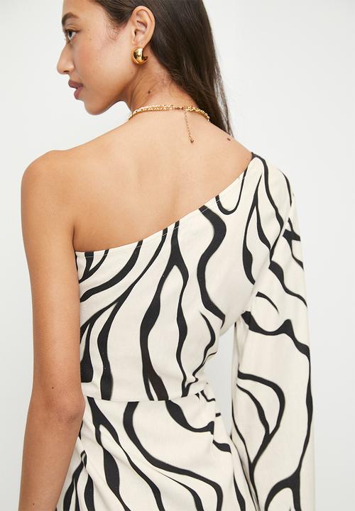 Superbalist - Statement sleeve mini shift dress - ecru organic leaf