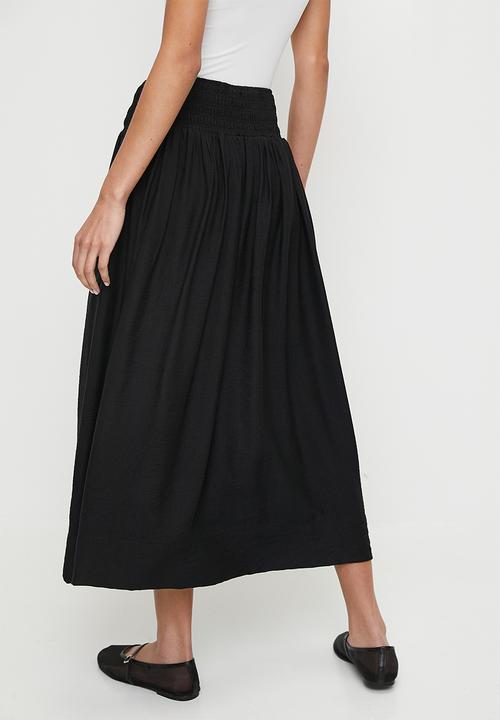 Superbalist - Capri linen full skirt - black